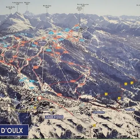 شقة Chaberton & Wood View Oulx