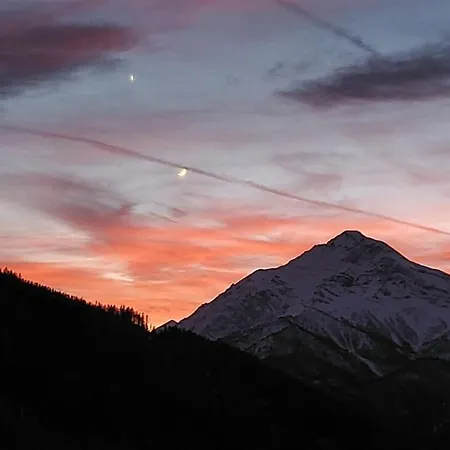 Chaberton & Wood View 아파트 *