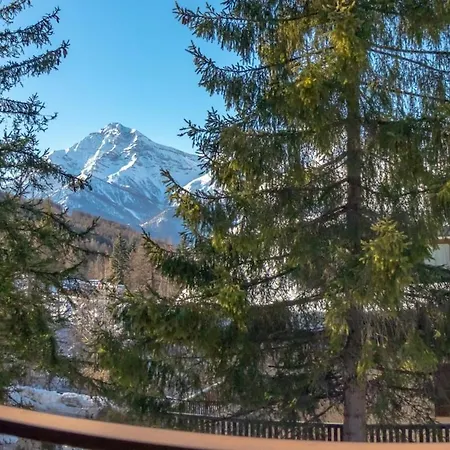 Chaberton & Wood View Apartment Sauze D'Oulx